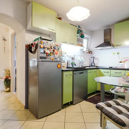 Appartement Modern In The Heart Of With Private Garden *